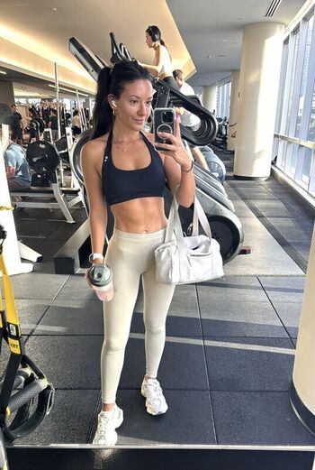 Layah heilpern leaked private photo uncensored HD quality