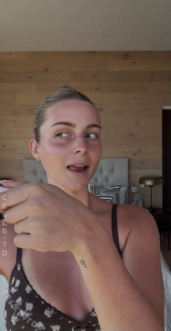 Lea breuer page leaked private photo uncensored HD quality