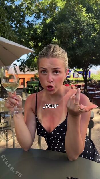 Lea breuer page leaked private photo uncensored HD quality