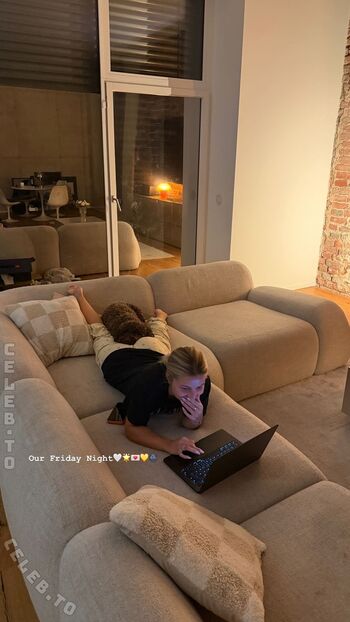 Lea breuer page leaked private photo uncensored HD quality