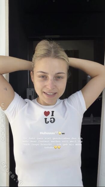 Lea breuer page leaked private photo uncensored HD quality