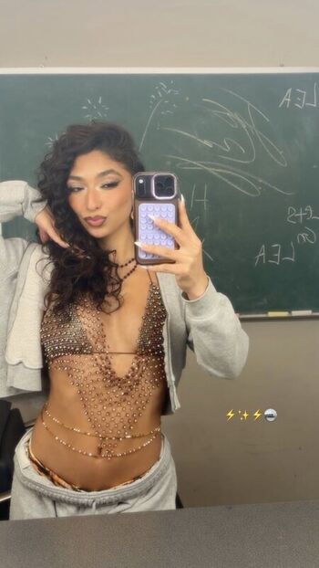 Lea crigger page leaked private photo uncensored HD quality