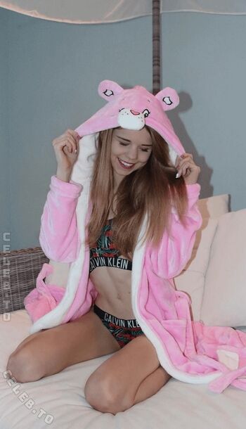 Lea peach  page leaked private photo uncensored HD quality