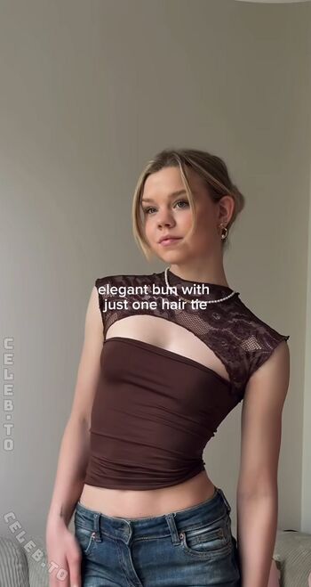 Lea peach  page leaked private photo uncensored HD quality
