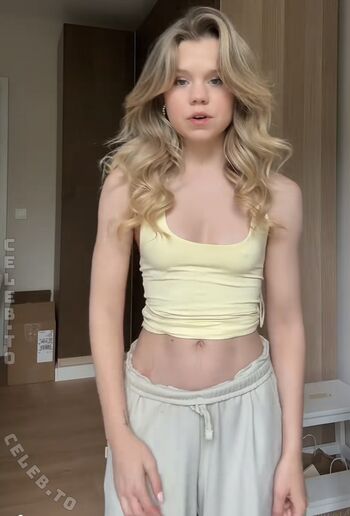 Lea peach leaked private photo uncensored HD quality