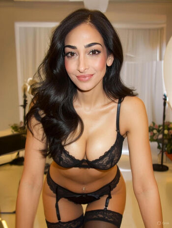 Lena ayad page leaked private photo uncensored HD quality