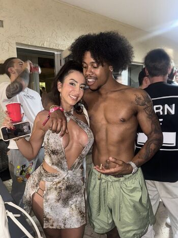 Lena the plug  page leaked private photo uncensored HD quality