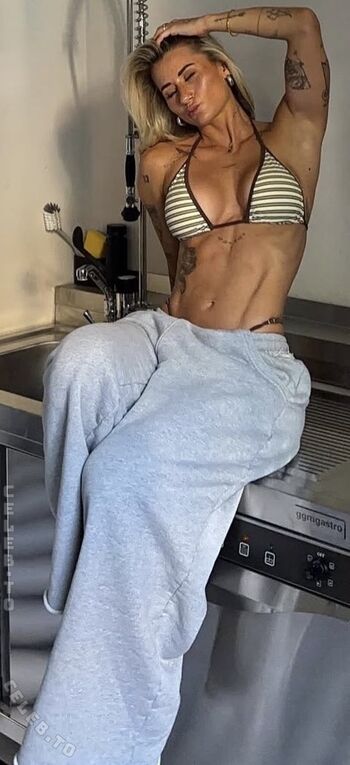 Lenaajoy leaked private photo uncensored HD quality