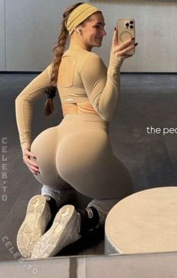 Leonie kommoss  page leaked private photo uncensored HD quality