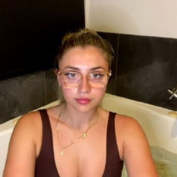 Lilith cavaliere page leaked private photo uncensored HD quality