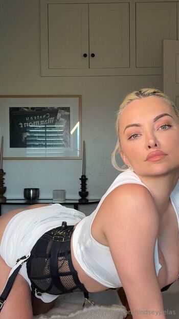 Lindsey pelas  page leaked private photo uncensored HD quality
