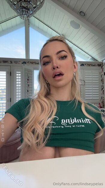 Lindsey pelas  page leaked private photo uncensored HD quality