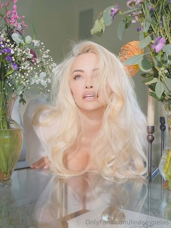 Lindsey pelas leaked private photo uncensored HD quality