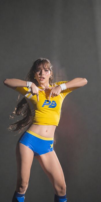 Lisa manoban leaked private photo uncensored HD quality