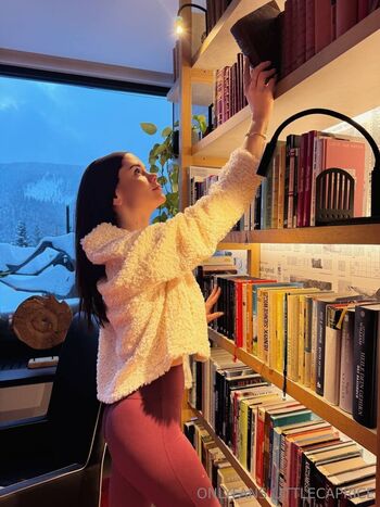 Little caprice  page leaked private photo uncensored HD quality