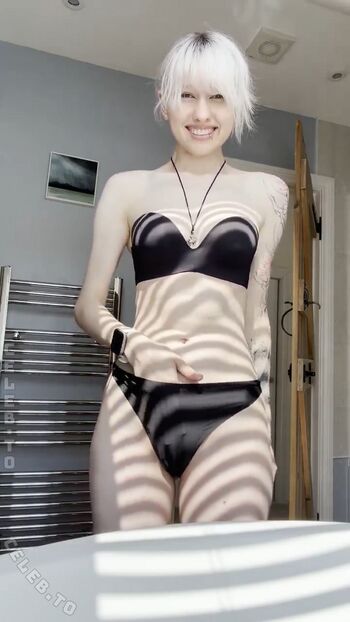 Little emo kitten leaked private photo uncensored HD quality
