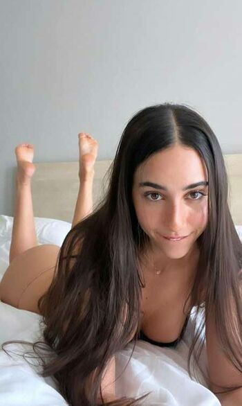 Littleniivt leaked private photo uncensored HD quality