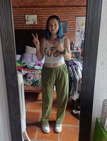 Litzia moon leaked private photo uncensored HD quality