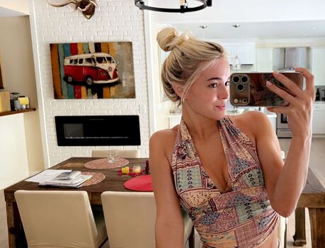 Livvy dunne  page leaked private photo uncensored HD quality