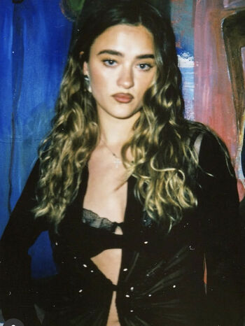 Lizzy greene  page leaked private photo uncensored HD quality