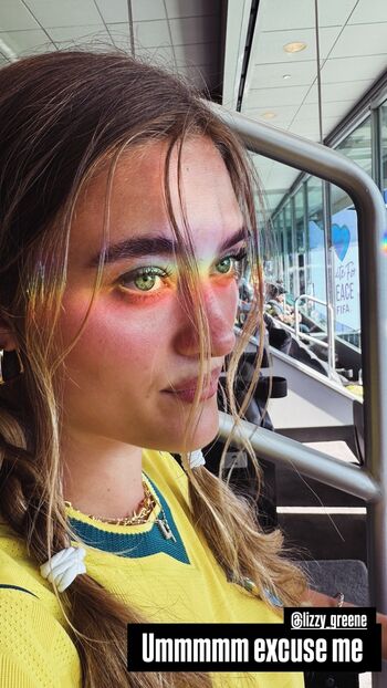 Lizzy greene  page leaked private photo uncensored HD quality
