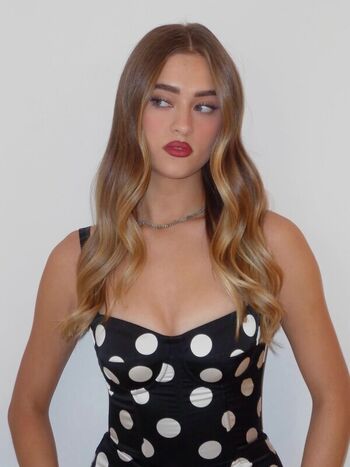 Lizzy greene  page leaked private photo uncensored HD quality
