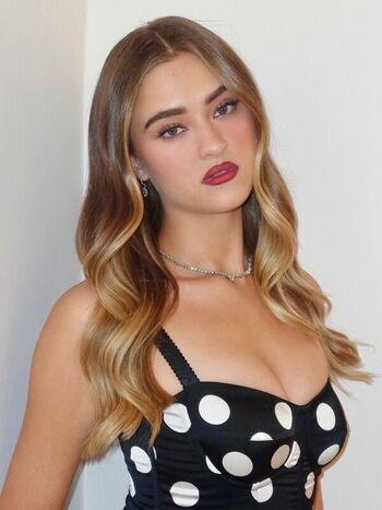 Lizzy greene leaked private photo uncensored HD quality