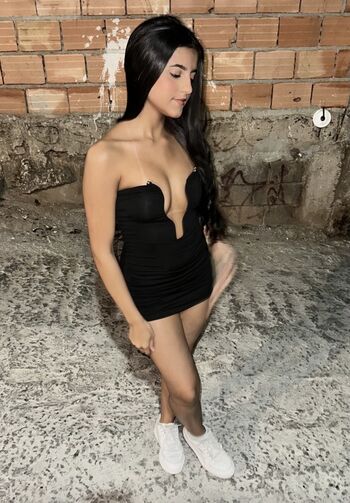 Llaralys leaked private photo uncensored HD quality