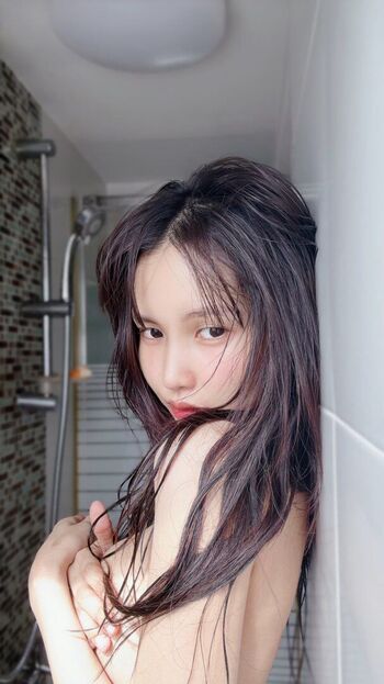 Lou aenlle  page leaked private photo uncensored HD quality