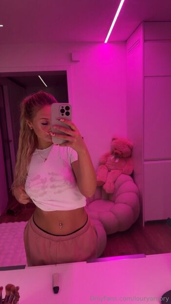 Louryamory leaked private photo uncensored HD quality