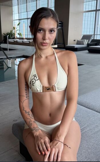 Lucia manfredi  page leaked private photo uncensored HD quality