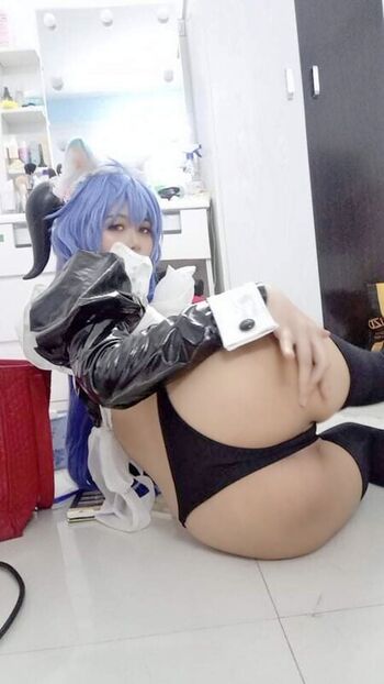 Lynnie lia page leaked private photo uncensored HD quality