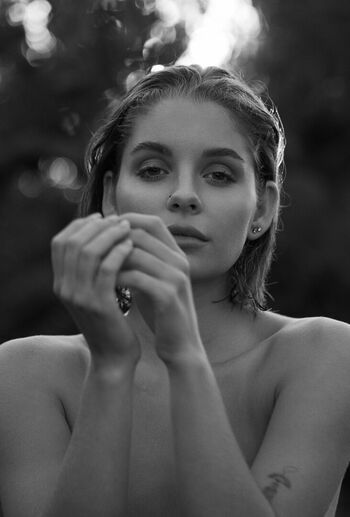 Lyubovvomne page leaked private photo uncensored HD quality