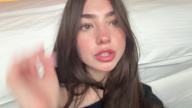 Lyzzahh page leaked private photo uncensored HD quality