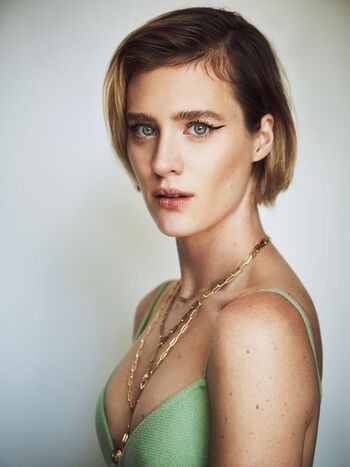 Mackenzie davis page leaked private photo uncensored HD quality