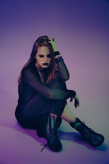 Madelaine petsch  page leaked private photo uncensored HD quality