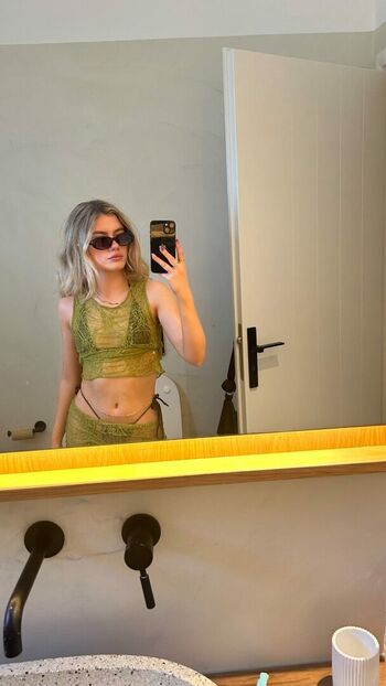 Madeleine kyme leaked private photo uncensored HD quality