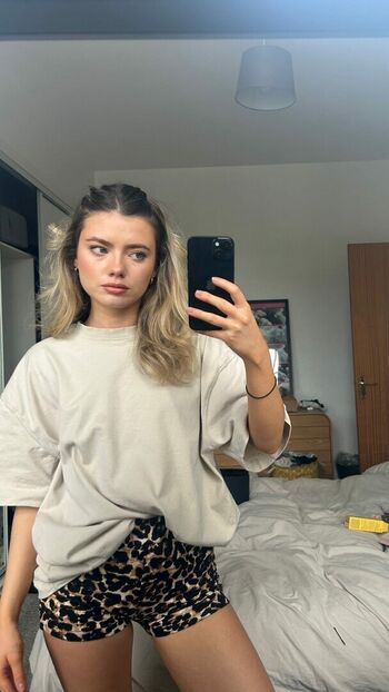 Madeleine kyme leaked private photo uncensored HD quality