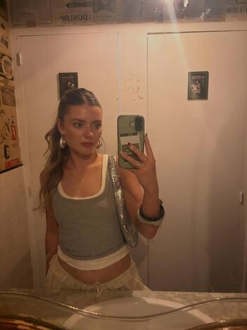 Madeleine kyme leaked private photo uncensored HD quality