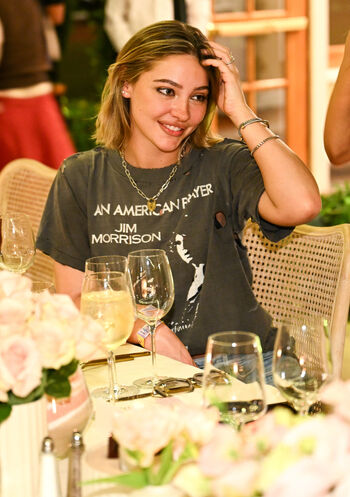 Madelyn cline leaked private photo uncensored HD quality