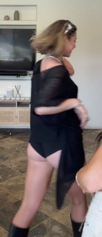 Madelyn cline leaked private photo uncensored HD quality