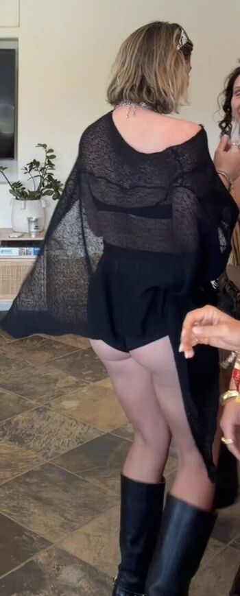 Madelyn cline leaked private photo uncensored HD quality