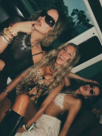 Madelyn cline leaked private photo uncensored HD quality