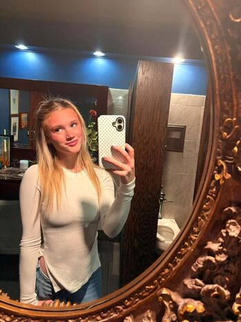 Mads thompson maddiiedee leaked private photo uncensored HD quality