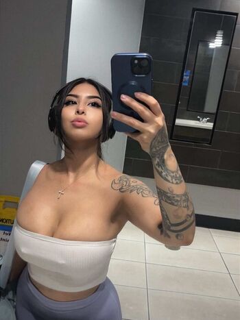 Magzcow page leaked private photo uncensored HD quality