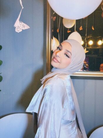 Malaikahusayn leaked private photo uncensored HD quality