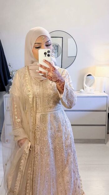 Malaikahusayn leaked private photo uncensored HD quality