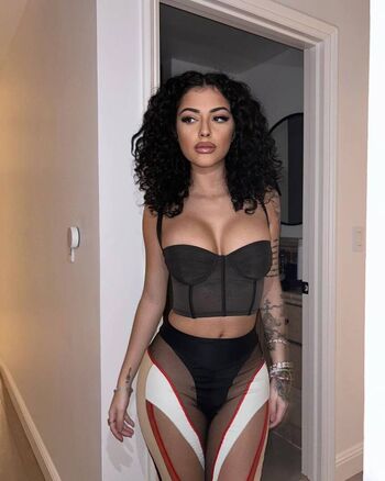 Malu trevejo  page leaked private photo uncensored HD quality
