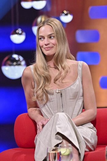 Margot robbie  page leaked private photo uncensored HD quality