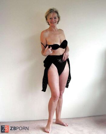 Mature amateur page leaked private photo uncensored HD quality